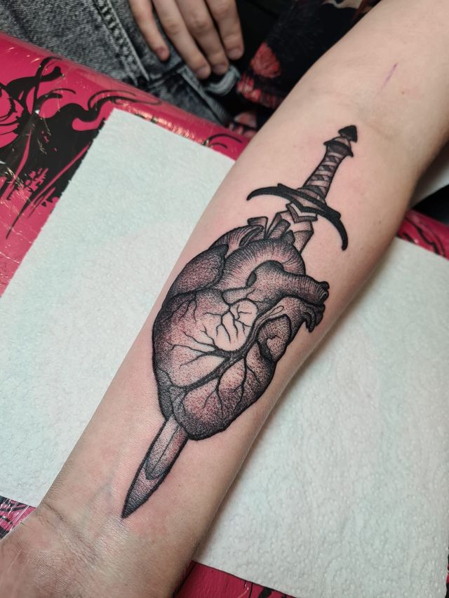 Hearts & Arrows gallery 3